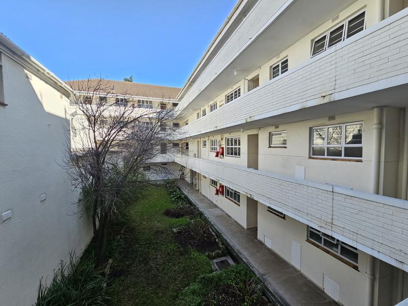 1 Bedroom Property for Sale in Rondebosch Western Cape